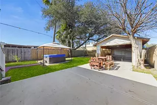 4712 Avenue K, Galveston, TX 77551 - Photo 8