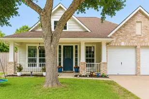 1303 Mayberry Cir, Sugar Land, TX 77479 - Photo 1