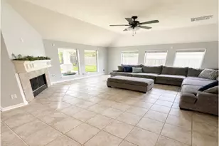 1303 Mayberry Cir, Sugar Land, TX 77479 - Photo 14