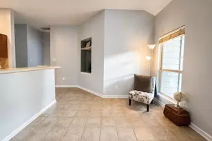 1303 Mayberry Cir, Sugar Land, TX 77479 - Photo 10