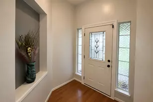 1303 Mayberry Cir, Sugar Land, TX 77479 - Photo 4