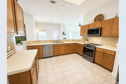 1303 Mayberry Circle, Sugar Land, TX 77479 - Photo 8