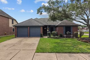 4402 Ireland Ln, Pasadena, TX 77505 - Photo 2