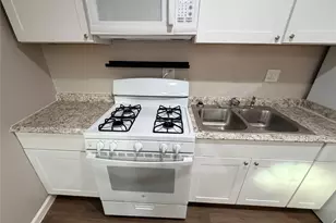 13217 Player St, Houston, TX 77045 - Photo 20