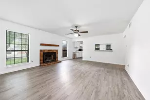 2702 Dove Tree Dr, Alvin, TX 77511 - Photo 6