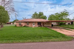 210 Bullard St, Madisonville, TX 77864 - Photo 42