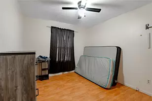 210 Bullard St, Madisonville, TX 77864 - Photo 22