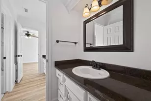 9411 Fenchurch Dr, Spring, TX 77379 - Photo 32