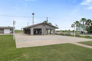16710 Montego Way, Jamaica Beach, TX 77554 - Photo 30