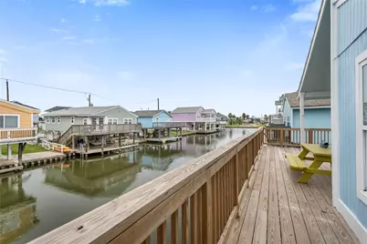 16710 Montego Way, Jamaica Beach, TX 77554 - Photo 1