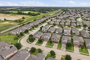 6718 Lindale Springs Ln, Katy, TX 77449 - Photo 30