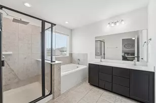 6718 Lindale Springs Ln, Katy, TX 77449 - Photo 18