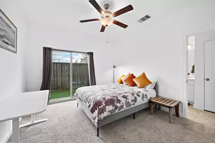 11008 Mikula Dr, Houston, TX 77043 - Photo 26