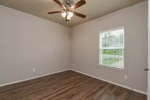 15833 Cottonwood Dr, Montgomery, TX 77356 - Photo 14