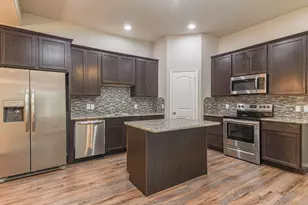 15833 Cottonwood Dr, Montgomery, TX 77356 - Photo 6