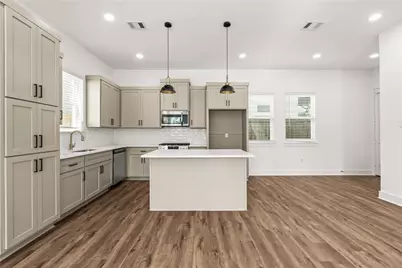1912 Schweikhardt Street, Houston, TX 77020 - Photo 4