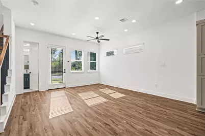 1912 Schweikhardt Street, Houston, TX 77020 - Photo 10