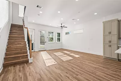 1912 Schweikhardt Street, Houston, TX 77020 - Photo 16