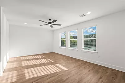 1912 Schweikhardt Street, Houston, TX 77020 - Photo 18