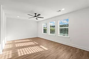 1912 Schweikhardt St St, Houston, TX 77020 - Photo 18