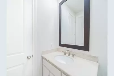 2426 Bevis Street, Houston, TX 77008 - Photo 20