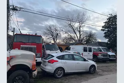 8016 Munn Street, Houston, TX 77029 - Photo 8