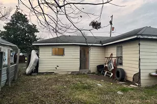 8016 Munn St, Houston, TX 77029 - Photo 1