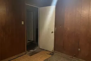 8016 Munn St, Houston, TX 77029 - Photo 16