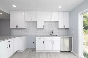 3205 Stallings Dr, Houston, TX 77088 - Photo 16