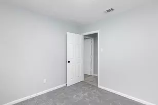 3205 Stallings Dr, Houston, TX 77088 - Photo 12
