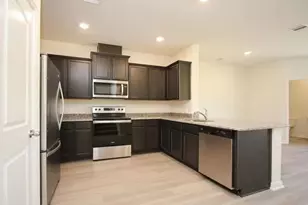 549 Bains St, Brookshire, TX 77423 - Photo 2