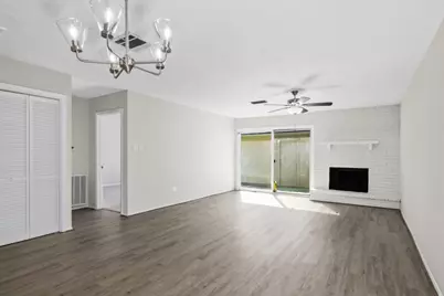 6541 S Briar Bayou Drive, Houston, TX 77072 - Photo 4
