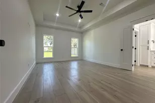 320 Woodhaven Dr, West Columbia, TX 77486 - Photo 22