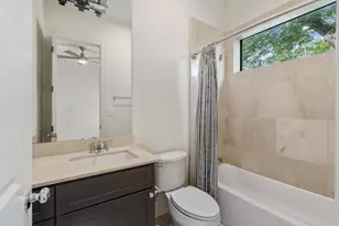 908 Thompson St, Houston, TX 77007 - Photo 22