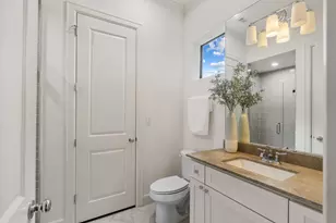 908 Thompson St, Houston, TX 77007 - Photo 8