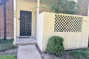 2121 El Paseo St, Houston, TX 77054 - Photo 2