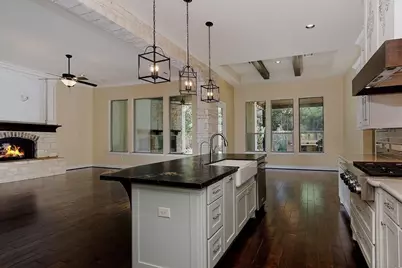 330 Mill Creek Road, Pinehurst, TX 77362 - Photo 10