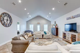 3093 Greg St, Crystal Beach, TX 77650 - Photo 20