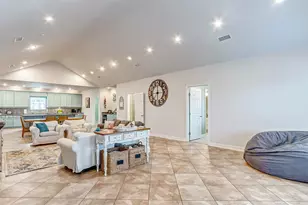 3093 Greg St, Crystal Beach, TX 77650 - Photo 14