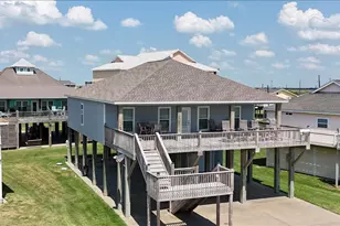 3093 Greg St, Crystal Beach, TX 77650 - Photo 2