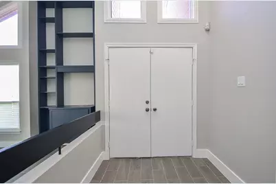 12510 Seaswept Drive, Houston, TX 77071 - Photo 2