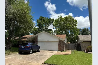 5222 Valley View Drive, La Porte, TX 77571 - Photo 2