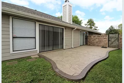 12639 Ashford Hills Drive, Houston, TX 77077 - Photo 16