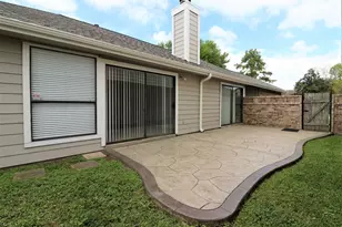 12639 Ashford Hills Dr, Houston, TX 77077 - Photo 16