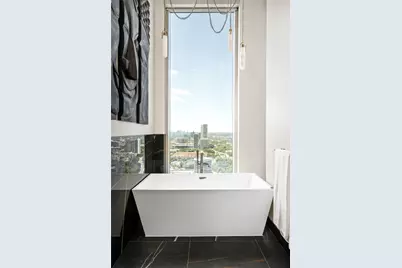 1711 Allen Parkway #3204, Houston, TX 77019 - Photo 18