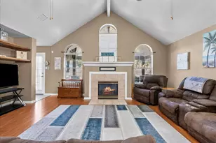 2116 Indian Blanket Dr, League City, TX 77573 - Photo 4