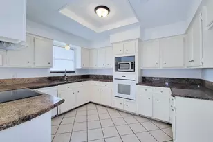 2710 Quail Creek Dr, Missouri City, TX 77459 - Photo 12