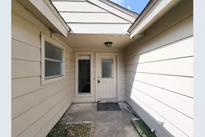 2710 Quail Creek Drive, Missouri City, TX 77459 - Photo 2