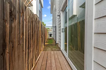 1513 Egypt Street, Houston, TX 77009 - Photo 24