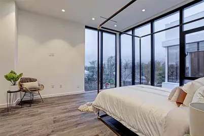 815 W 24th Street #A, Houston, TX 77008 - Photo 18